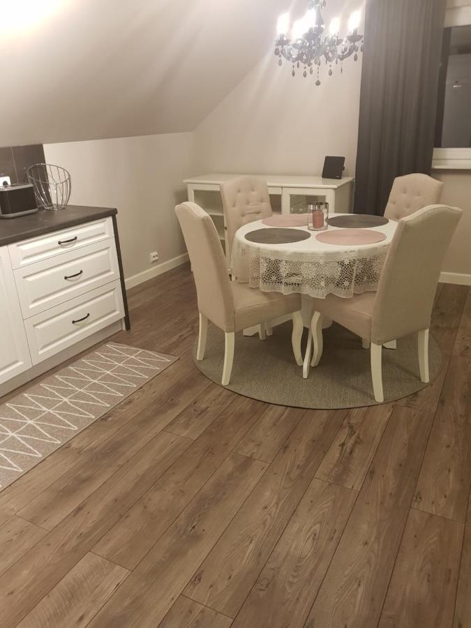Eidsvoll Myrer Appartement Buitenkant foto